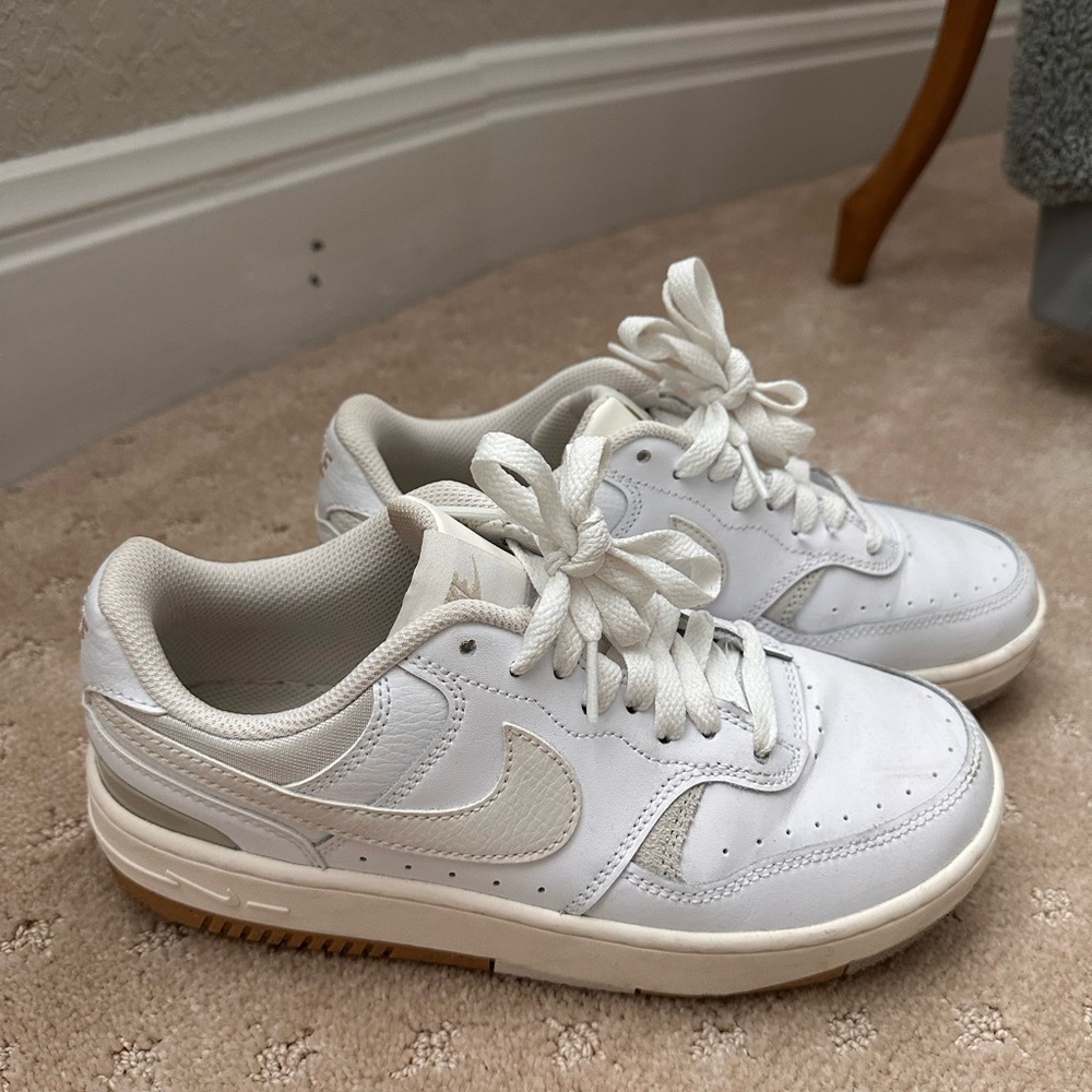 Nike Women’s White Sneakers